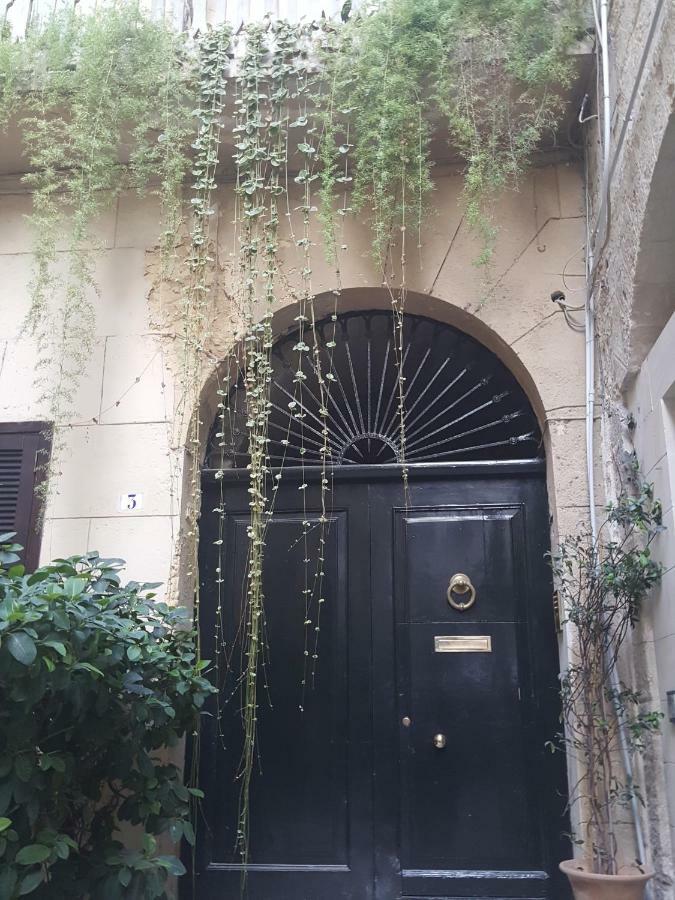 Ferienwohnung Dimora Petra Lecce Exterior foto