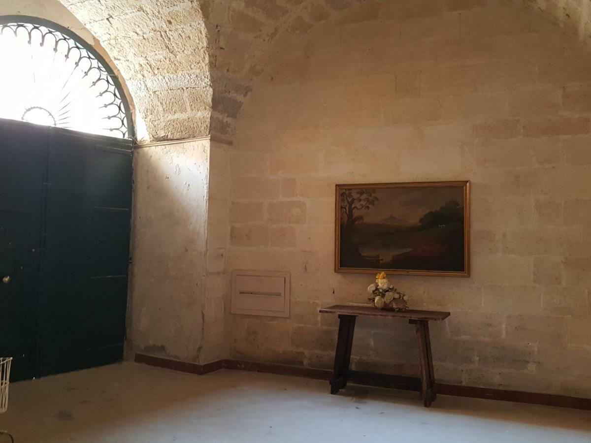Ferienwohnung Dimora Petra Lecce Exterior foto